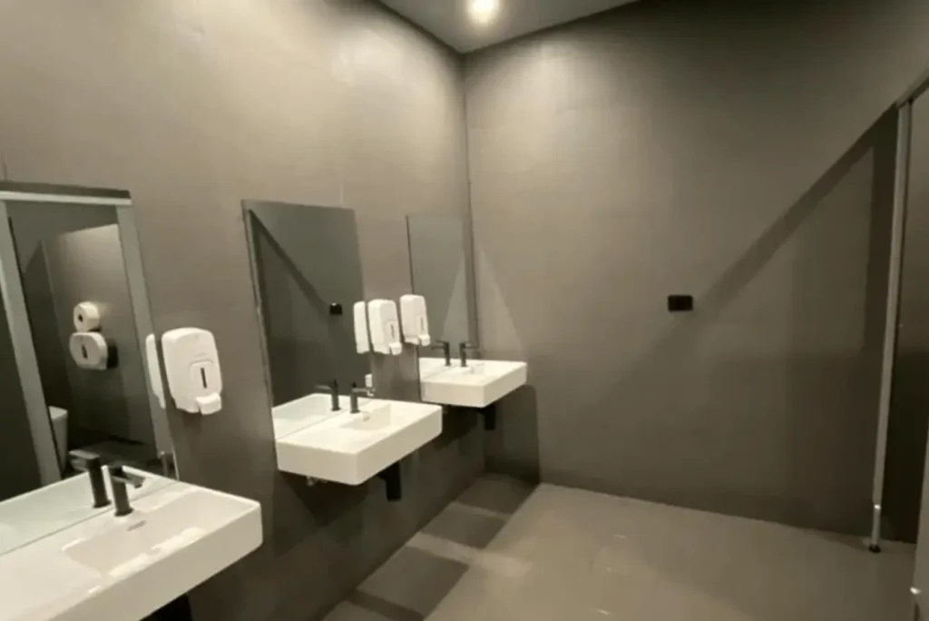 Builders cleaning feature1