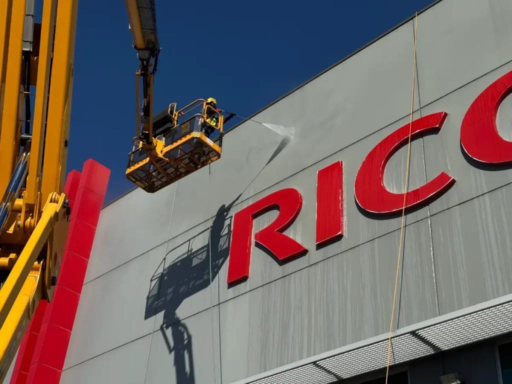Pressure cleaning1