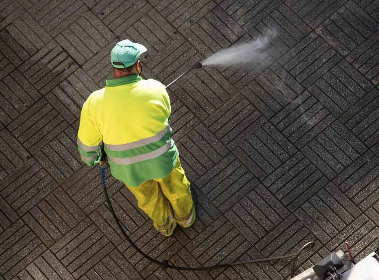 Pressure cleaning overview small